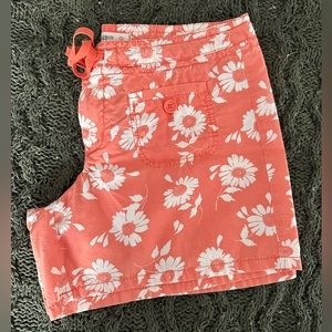 GAP Low Rise Floral Orange Shorts Size 8